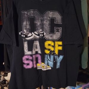 Vintage y2k DC Shoes T Shirt
